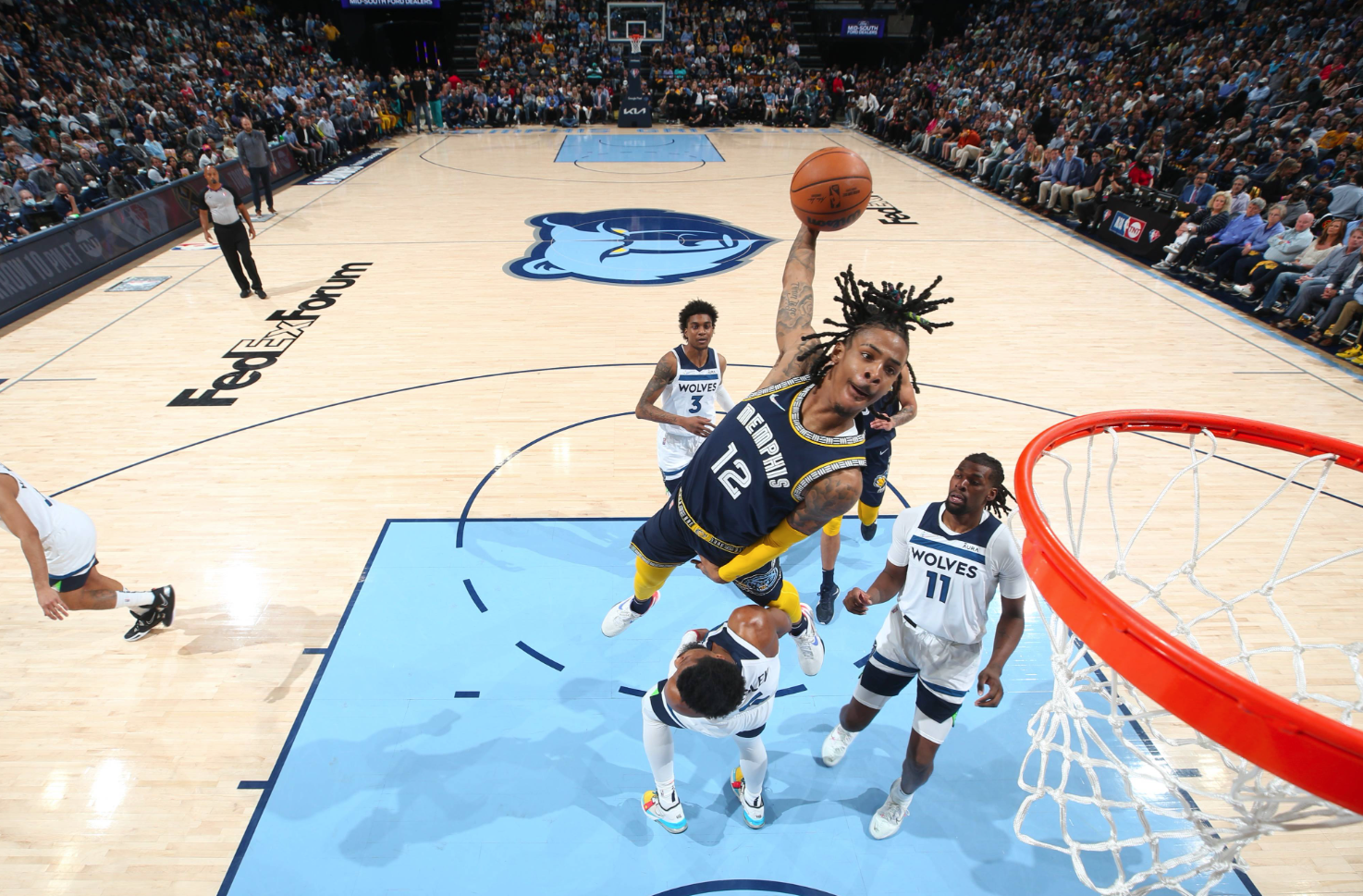 莫兰特陷入低谷，狂砍50分连败，绝杀战胜球队命运悬念！