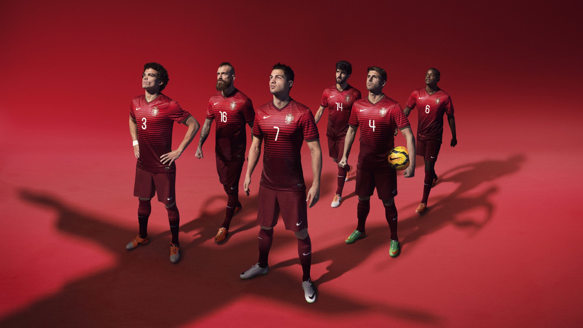 IG不断突破！德罗巴连续十五场比赛得分超过重要助攻观众掌声雷动